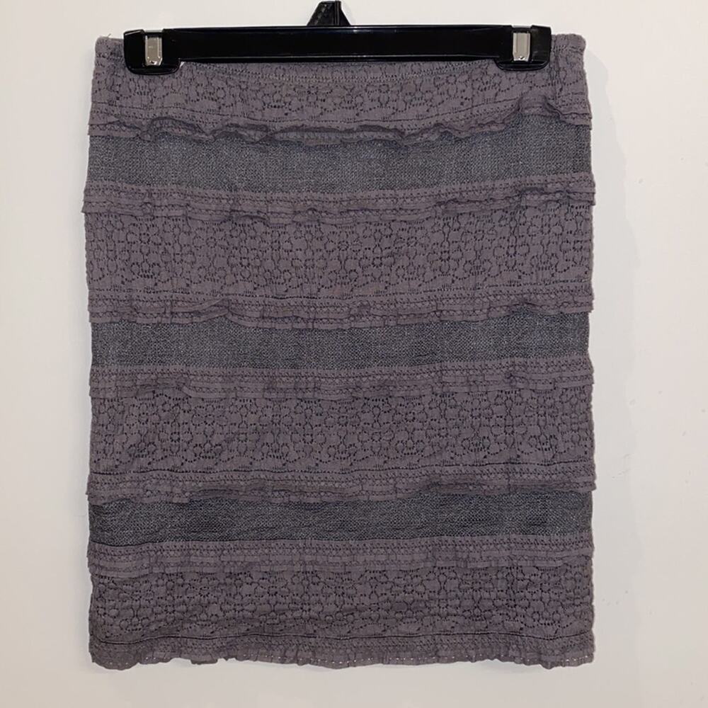 Max Studio Grey Lace Ruffle Skirt Size Small - Picture 2 of 7